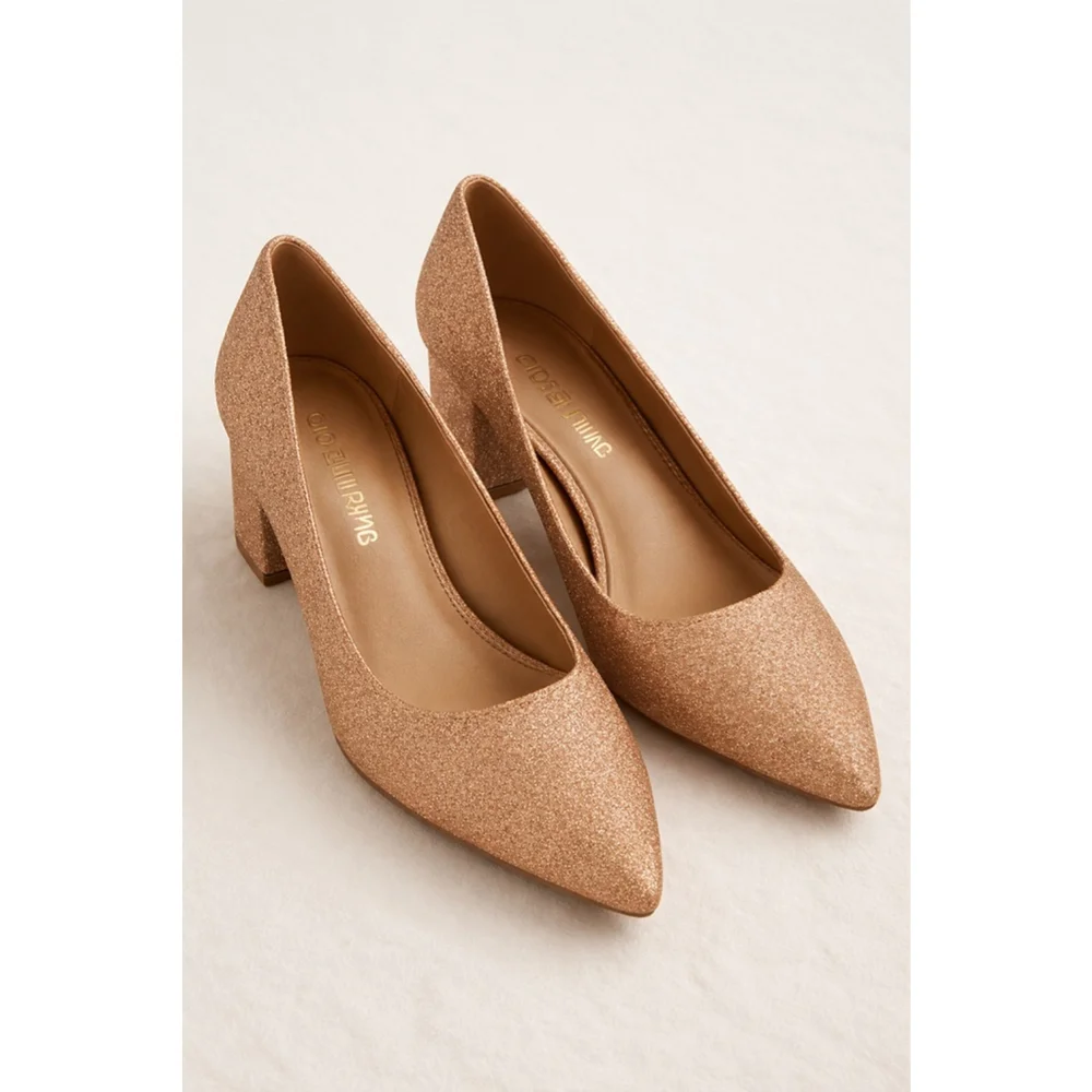 Dream Pairs Rose Gold Glitter Block Heels – Size 8